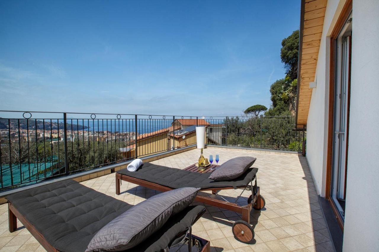 Eterea Charming Suites Sorrento Luaran gambar