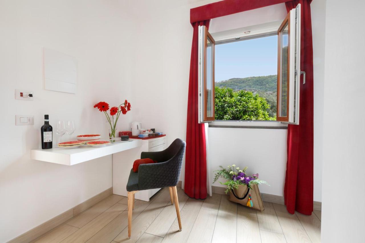 Eterea Charming Suites Sorrento Luaran gambar