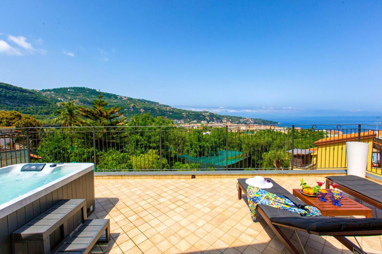 Eterea Charming Suites Sorrento Luaran gambar